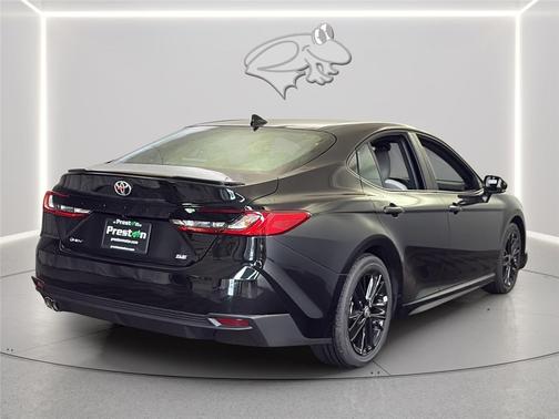 Midnight Black Metallic 2026 Toyota Camry SE