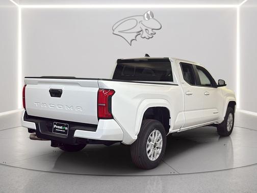 Ice Cap 2026 Toyota Tacoma SR5