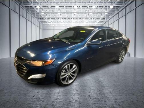 2022 Chevrolet Malibu FWD LT