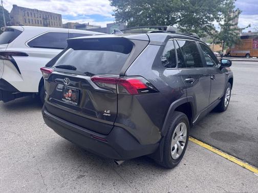 Magnetic Gray Metallic 2019 Toyota RAV4 LE