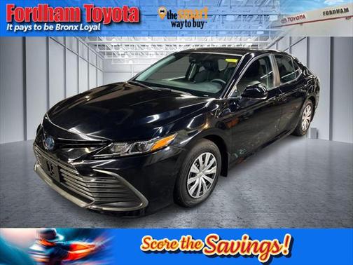 2022 Toyota Camry LE
