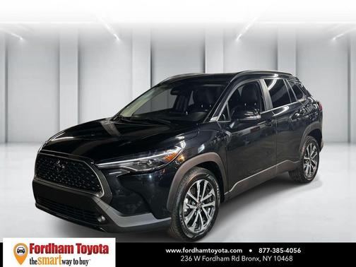 2025 Toyota Corolla Cross XLE