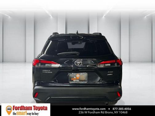 2025 Toyota Corolla Cross XLE