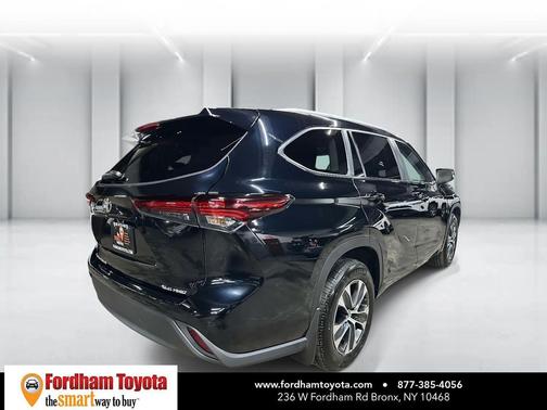 2025 Toyota Highlander XLE