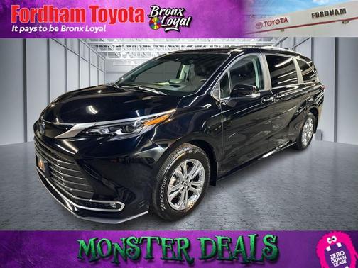 2024 Toyota Sienna Platinum 7 Passenger