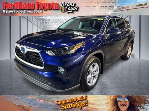 2022 Toyota Highlander Hybrid LE