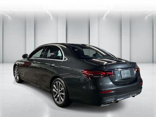 Graphite Grey Metallic 2022 Mercedes-Benz E-Class 4MATIC
