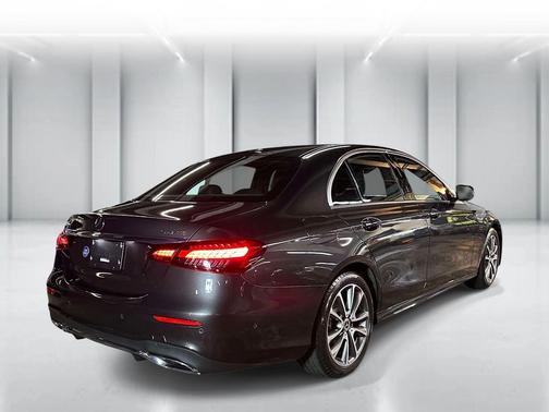 Graphite Grey Metallic 2022 Mercedes-Benz E-Class 4MATIC