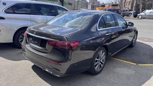 Graphite Grey Metallic 2022 Mercedes-Benz E-Class 4MATIC