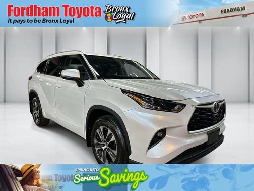 Wind Chill Pearl 2022 Toyota Highlander XLE