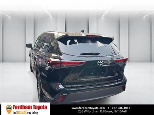 2025 Toyota Highlander XLE