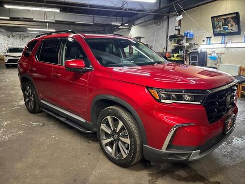 2023 Honda Pilot AWD Elite