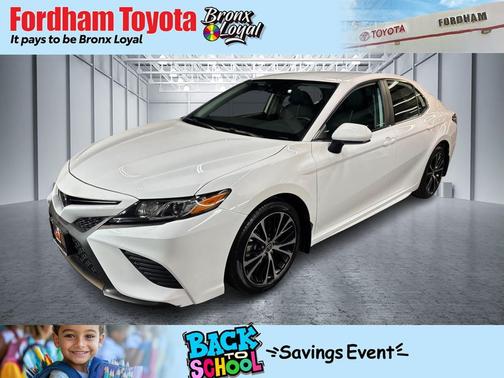 2020 Toyota Camry SE