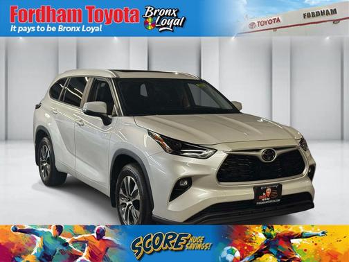 Wind Chill Pearl 2024 Toyota Highlander XLE