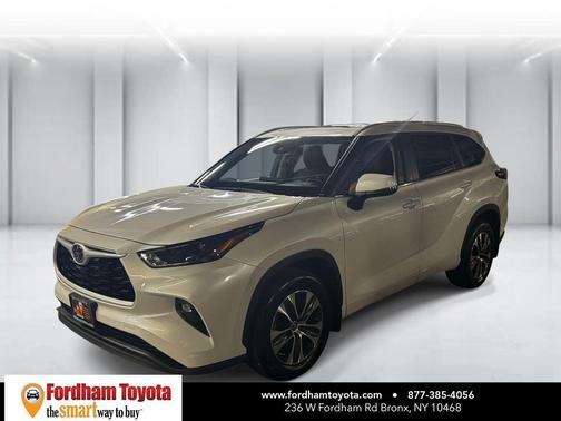 Wind Chill Pearl 2024 Toyota Highlander XLE