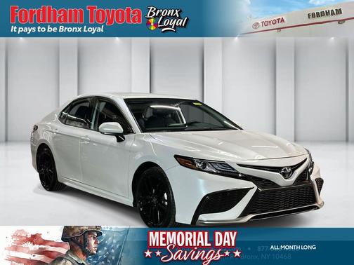 WHITE 2024 Toyota Camry XSE