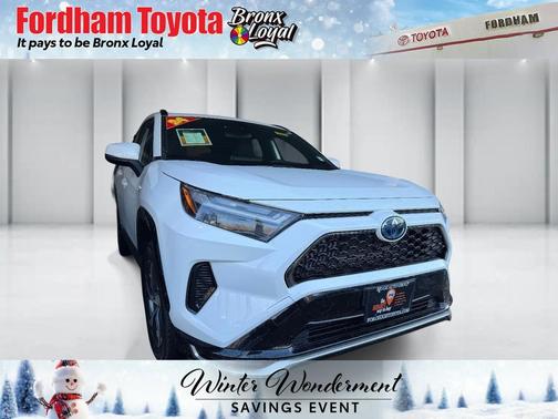 2024 Toyota RAV4 Prime SE