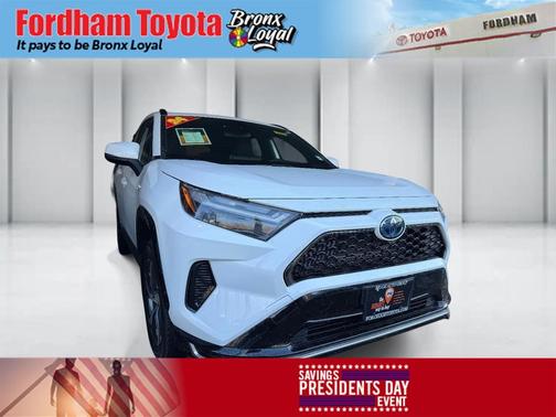 2024 Toyota RAV4 Prime SE