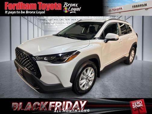 2024 Toyota Corolla Cross LE