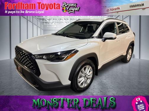 2024 Toyota Corolla Cross LE