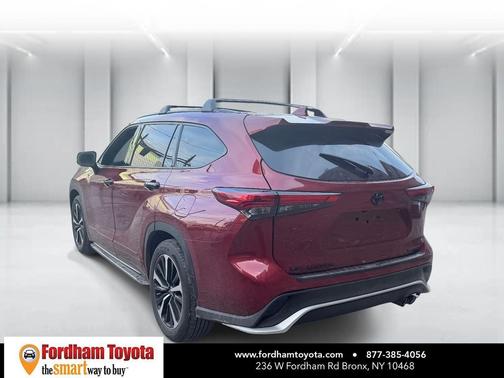 2022 Toyota Highlander XSE