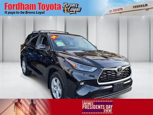 2024 Toyota Highlander LE