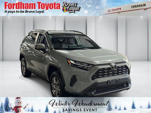 2022 Toyota RAV4 XLE