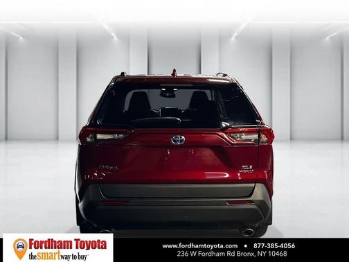 2021 Toyota RAV4 Hybrid XLE