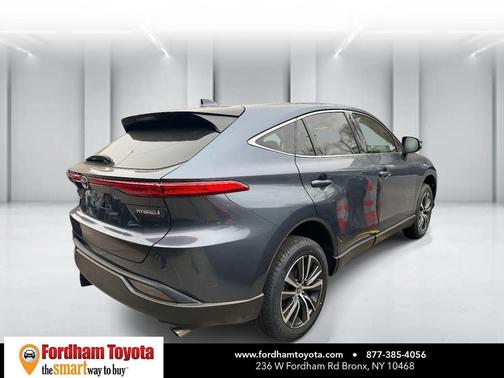2022 Toyota Venza LE