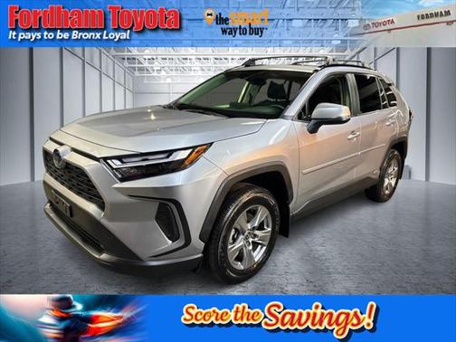 2022 Toyota RAV4 Hybrid XLE