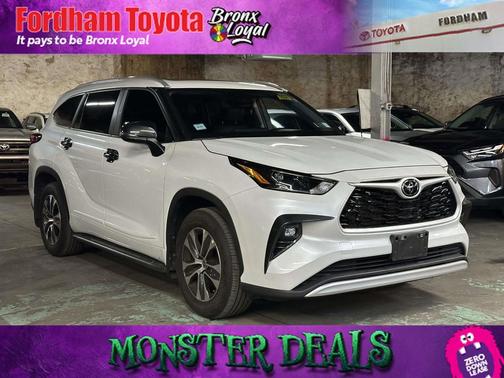 2023 Toyota Highlander XLE