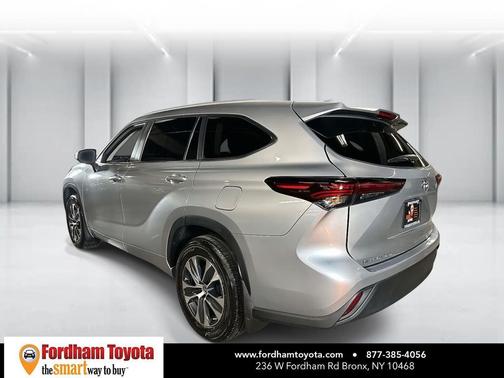 2025 Toyota Highlander XLE