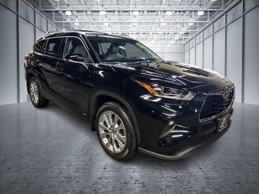 2023 Toyota Highlander Hybrid Limited