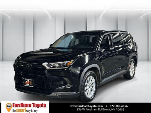 Midnight Black Metallic 2025 Toyota Grand Highlander XLE
