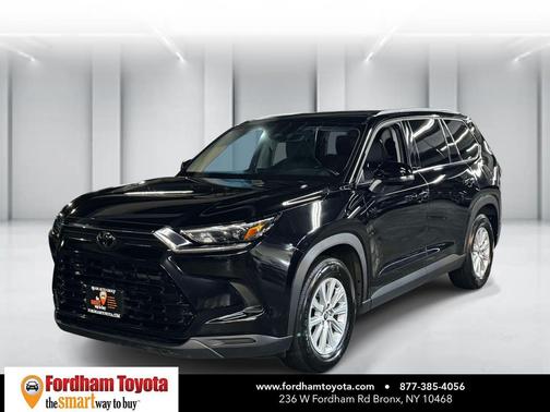 Midnight Black Metallic 2025 Toyota Grand Highlander XLE