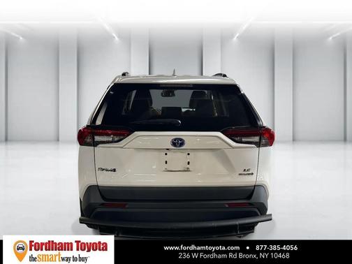 2021 Toyota RAV4 Hybrid LE