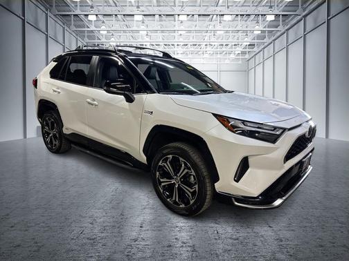 2024 Toyota RAV4 Prime XSE