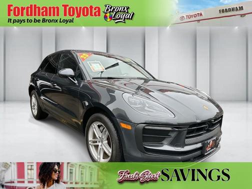 2023 Porsche Macan T