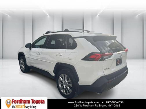 2020 Toyota RAV4 XLE Premium