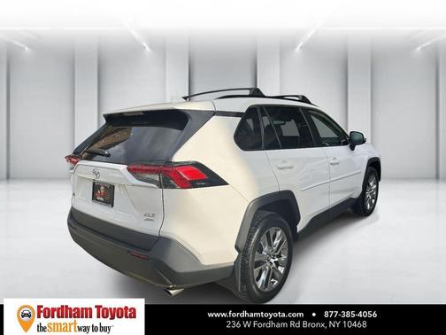 2020 Toyota RAV4 XLE Premium