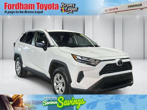 Ice Cap 2024 Toyota RAV4 LE