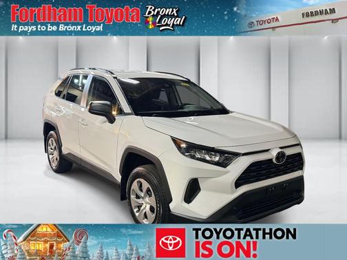 2021 Toyota RAV4 LE