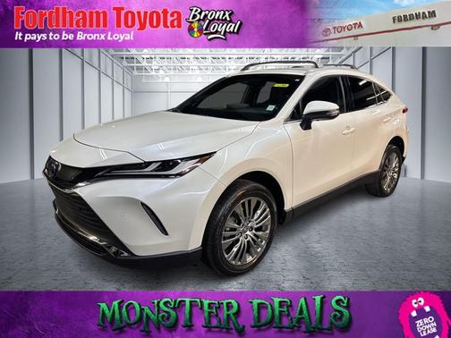 2022 Toyota Venza XLE