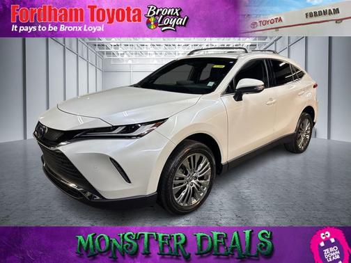 2022 Toyota Venza XLE