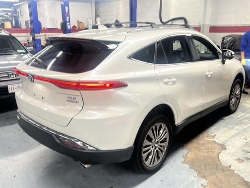 2022 Toyota Venza XLE
