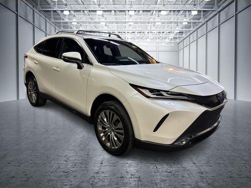 2022 Toyota Venza XLE