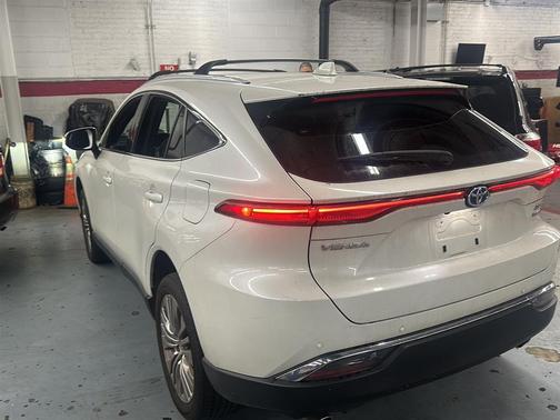 2022 Toyota Venza XLE
