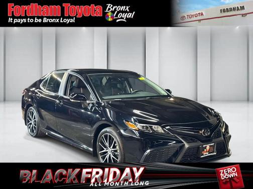 2024 Toyota Camry SE