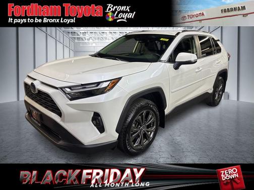 2022 Toyota RAV4 Hybrid XLE Premium