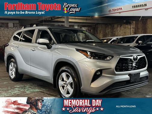 Celestial Silver Metallic 2024 Toyota Highlander LE